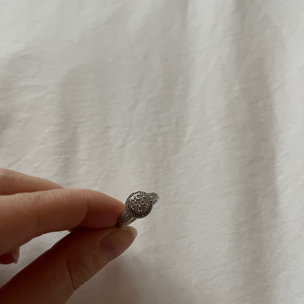 Elegant Silver Ring with Diamond Accents